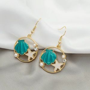 Starfish and shell round gold plated dangly earrings